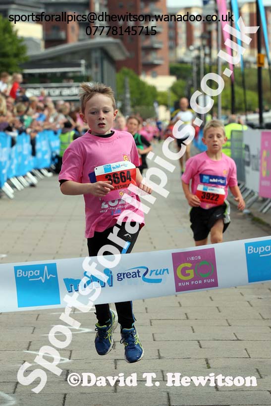 Boys 2014 BUPA Mini Great North 5k. Photo: David T. Hewitson/Sports for All Pics